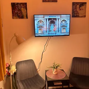 And Cosy Apartment