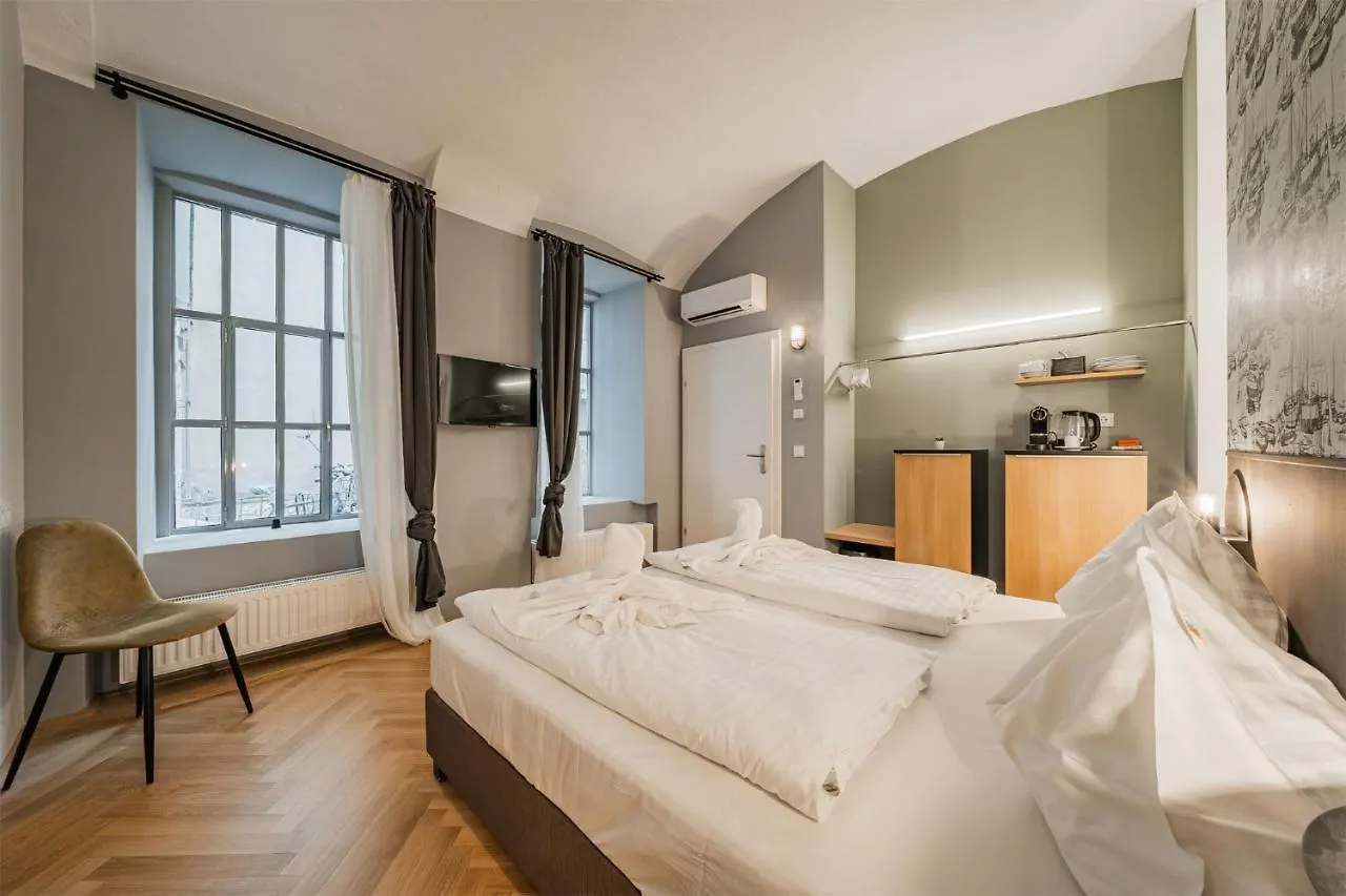 Apartment Easy Flat City Living Vienna